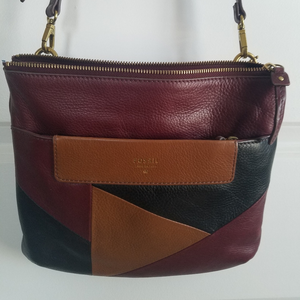 Fossil crossbody handbag. Excellent condition.
